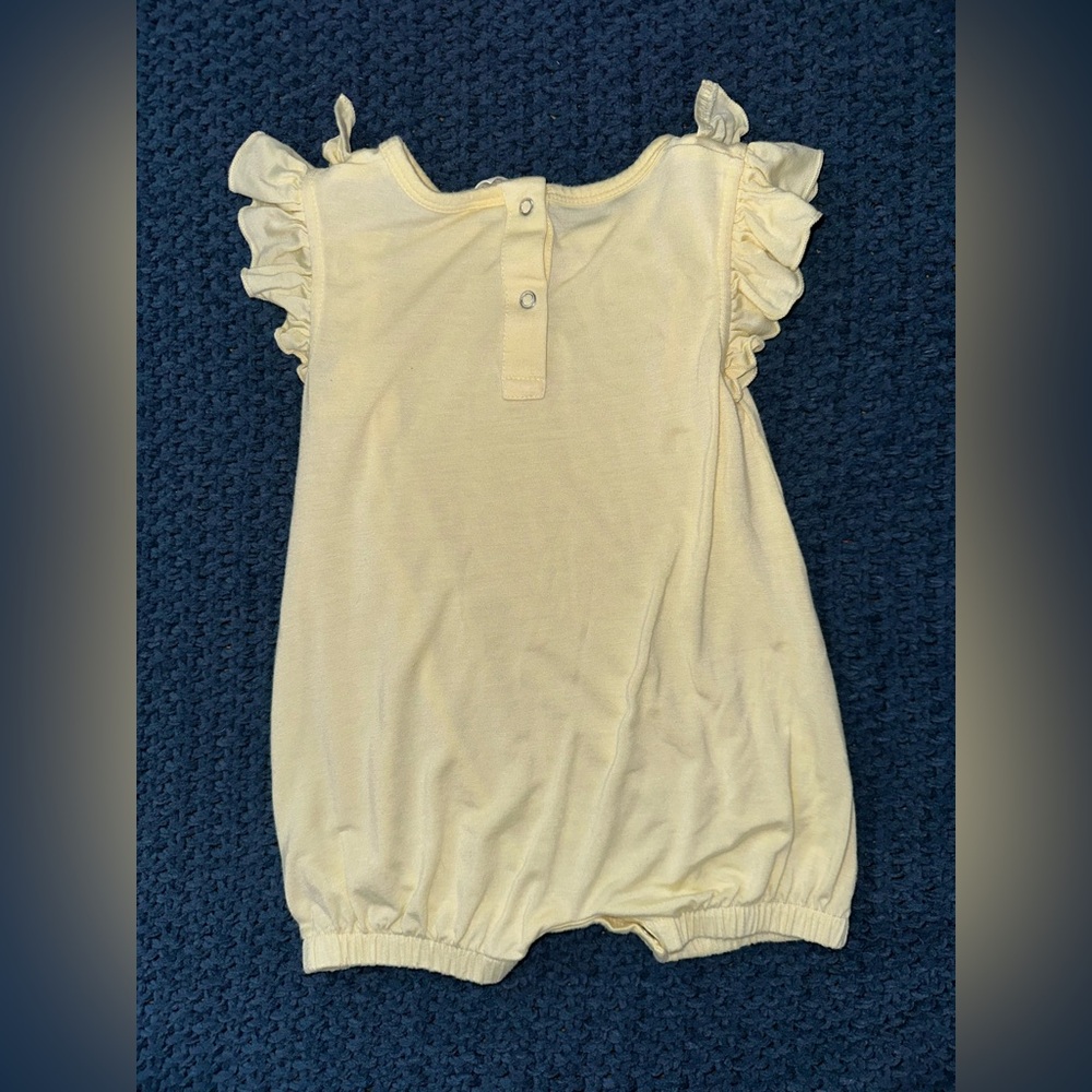Soft Yellow Ruffle-Sleeve Baby One-Piece - Picture 2 of 4